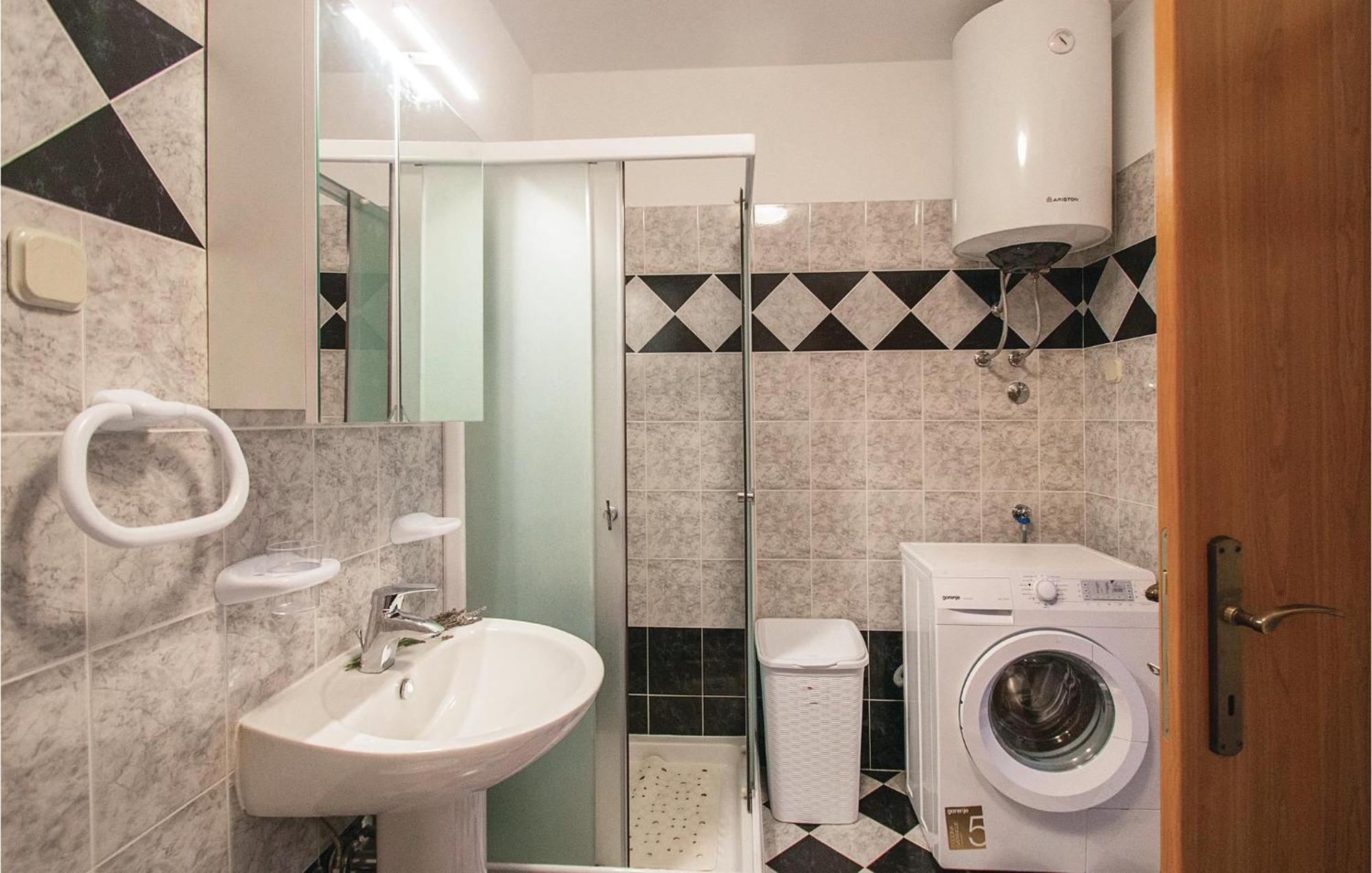Amazing Apartment In Labin With House Sea View Εξωτερικό φωτογραφία